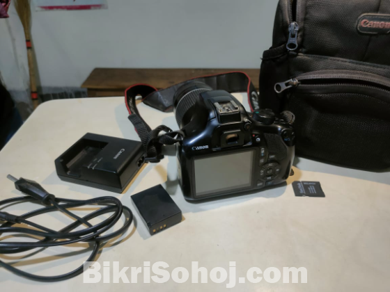 Canon 1300D